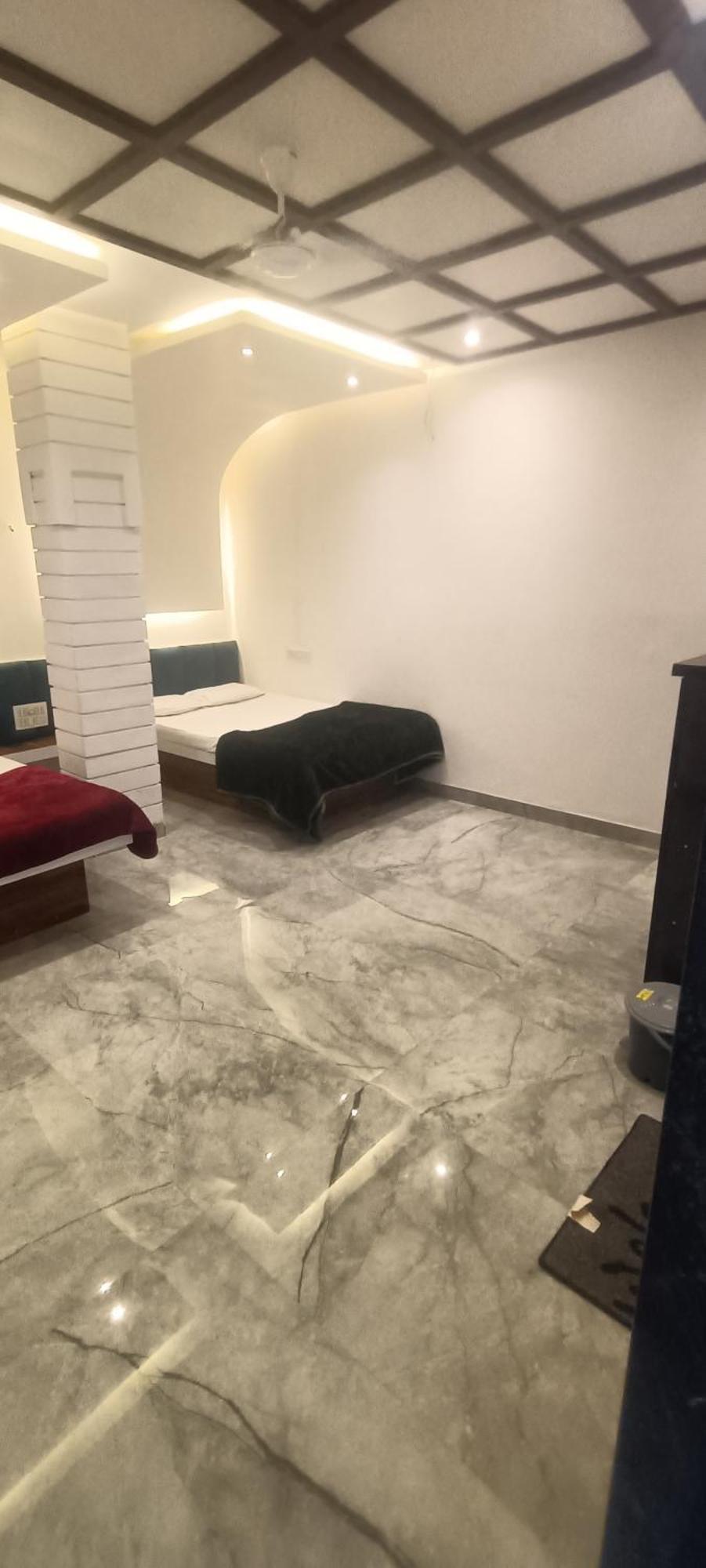 Maharaja Guest House Nashikkar Akalkot Zewnętrze zdjęcie